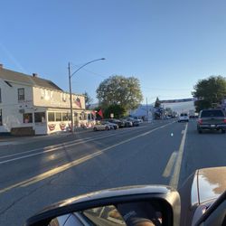 Town of Bridgeport - Main Street