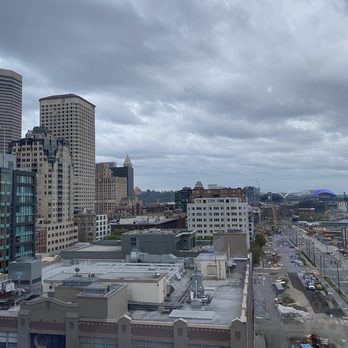Barsala - View from the second bedroom window - Vacation Rentals Near Me - Seattle, Washington
