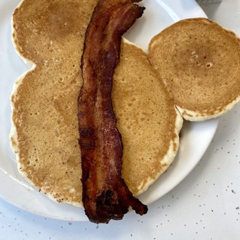 Harold's Koffee House - Kid's pancake with bacon - Breakfast & Brunch Near Me - Omaha, Nebraska Harold's Koffee House - Kid's pancake with bacon - Breakfast & Brunch Near Me - Omaha, Nebraska