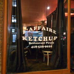 L'Affaire Est Ketchup - The front