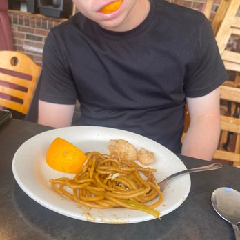 Chen’s Buffet - Oranges and Lo Mein - Chinese Near Me - Paola, Kansas
