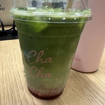 Cha Cha Matcha - Strawberry matcha - Coffee & Tea Near Me - New York, New York