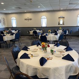 Tables were set up beautifully! Tables were set up beautifully!