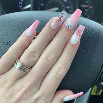 Glamour Nails & Spa - Pink ombré - Nail Salons Near Me - Richmond, Texas
