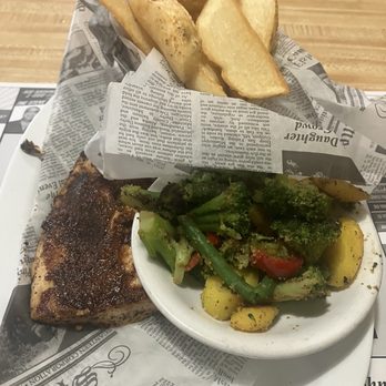 Boynton Diner - Mini mahi platter & those fries yum - Diners Near Me - Boynton Beach, Florida Boynton Diner - Mini mahi platter & those fries yum - Diners Near Me - Boynton Beach, Florida