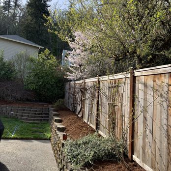 Merino’s Landscaping - Retaining wall the he refused to pressure wash! - Lawn Services Near Me Merino’s Landscaping - Retaining wall the he refused to pressure wash! - Lawn Services Near Me