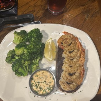 Outback Steakhouse - Main meal from lunch special - Steakhouses Near Me - Laguna Hills, California Outback Steakhouse - Main meal from lunch special - Steakhouses Near Me - Laguna Hills, California