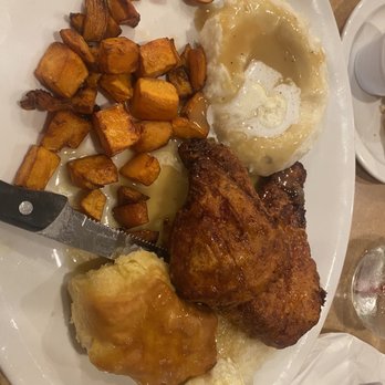 Bob Evans - Honey Butter Chicken and Biscuit - Breakfast & Brunch Near Me - Akron, Ohio Bob Evans - Honey Butter Chicken and Biscuit - Breakfast & Brunch Near Me - Akron, Ohio