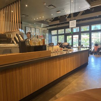 Starbucks - Coffee & Tea Near Me - Irvine, California