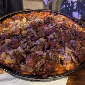 Pequod's Pizza - Pizza Near Me - Chicago, Illinois