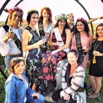 Rockin' Wine Tours - Wine Tours Near Me - Temecula, California