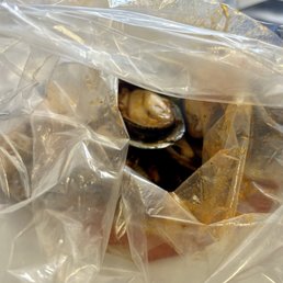 Pound of mussels!