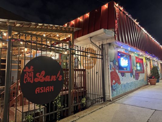 Lan's Chicago by null