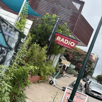 Radio Rosewood - Coffee Roasteries Near Me - Austin, Texas Radio Rosewood - Coffee Roasteries Near Me - Austin, Texas