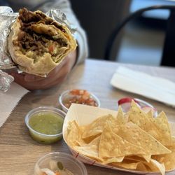Taqueria La Cocina - Al Pastor Burrito