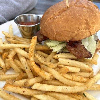Union Kitchen and Tap Encinitas - UNION Burger - New American Near Me - Encinitas, California Union Kitchen and Tap Encinitas - UNION Burger - New American Near Me - Encinitas, California