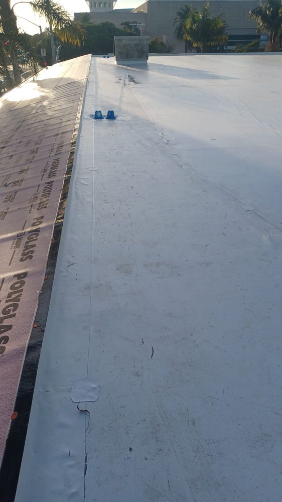 Slide of Orozco Roofing