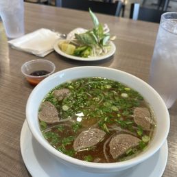 Small pho with meatballs