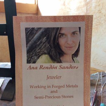 Burr Trail Outpost - a picture of a woman with earrings - Arts & Crafts Near Me - Boulder Twon, Utah
