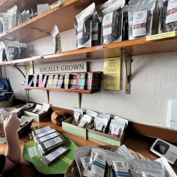 Mahiai Made - Selecting our chocolates (not a bad souvenir) - Chocolatiers & Shops Near Me - Hilo, Hawaii