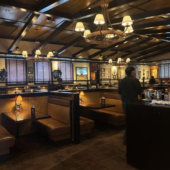 LongHorn Steakhouse - Steakhouses Near Me - La Quinta, California
