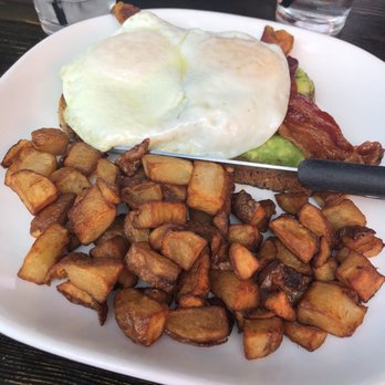 OHSO Distillery - Avocado toast with breakfast potatoes - New American Near Me - Scottsdale, Arizona OHSO Distillery - Avocado toast with breakfast potatoes - New American Near Me - Scottsdale, Arizona