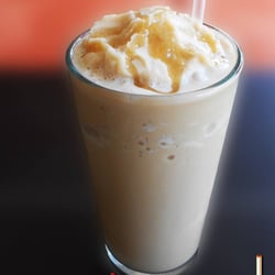 Rojo Natural Café-Bistró - Contamos con Frappés de Capuchino, Caramel, Coco y Mocha