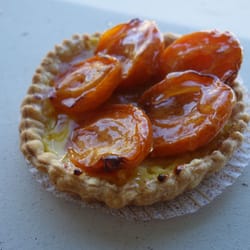 Boulangerie Saint Vincent - Apricot Tarte