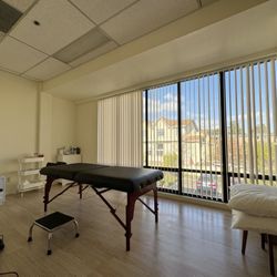 Sinopuncture Health Center