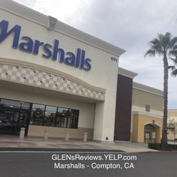 The front of the store! They have security inside and outside for our safety out of convenience. The front of the store! They have security inside and outside for our safety out of convenience.