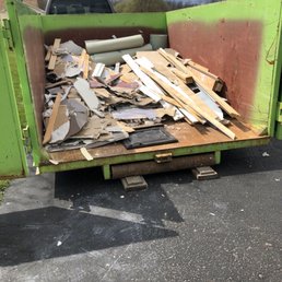bye bye old carpets and purple walls of old tenants past!