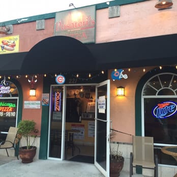 Pusateri's Chicago Pizza - Chicago thin crust in Stuart, FL!!! - Pizza Near Me - Stuart, Florida