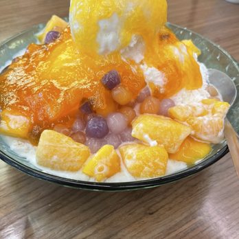 Licious Noodles & Bao - Mango ice - Noodles Near Me - Orlando, Florida