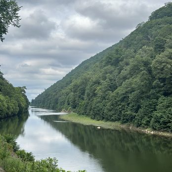 Potomac Eagle Scenic Railroad - Train ride - Historical Tours Near Me - Romney, West Virginia