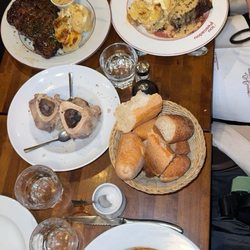 Entrenade steak with grautin, Beef stew, Bone Marrow, and Chateubriand with Pepper Sauce