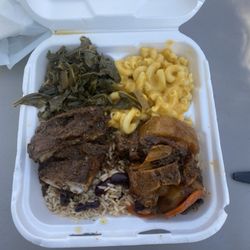 Desert Island Eatery - Sampler Platter
