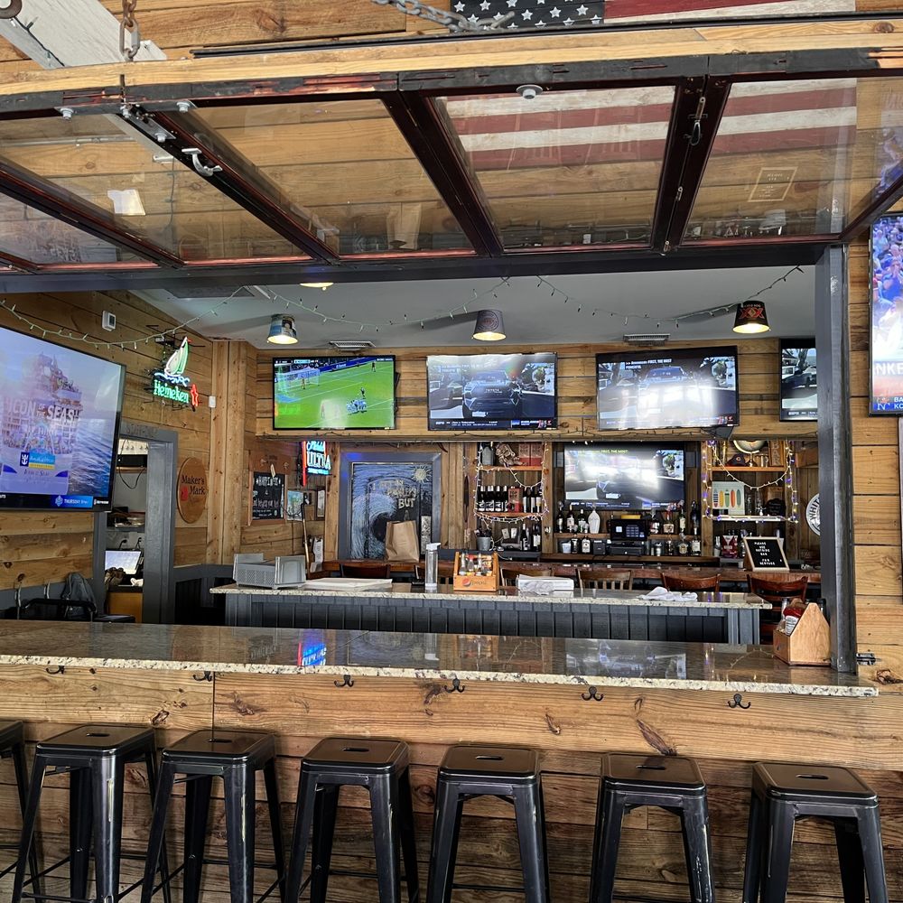 The Washout - Outside/inside bar... - American Near Me - Folly Beach, South Carolina The Washout - Outside/inside bar... - American Near Me - Folly Beach, South Carolina