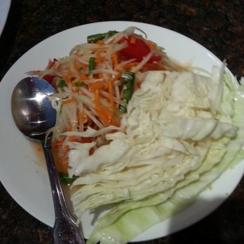 Suthathip Thai Restaurant - Som thom (papaya salad) - Thai Near Me - Anaheim, California