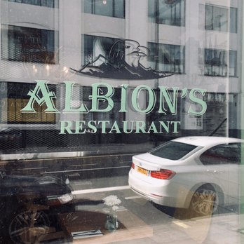 Albion’s Restaurant - Front - Italian Near Me - London, XGL