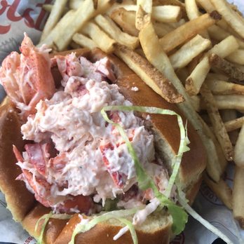 The Lobster Trap - Lobster roll - Seafood Near Me - Bourne, Massachusetts