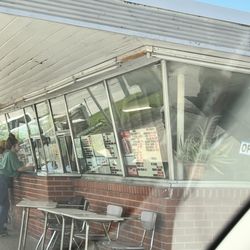 Williams Drive Inn