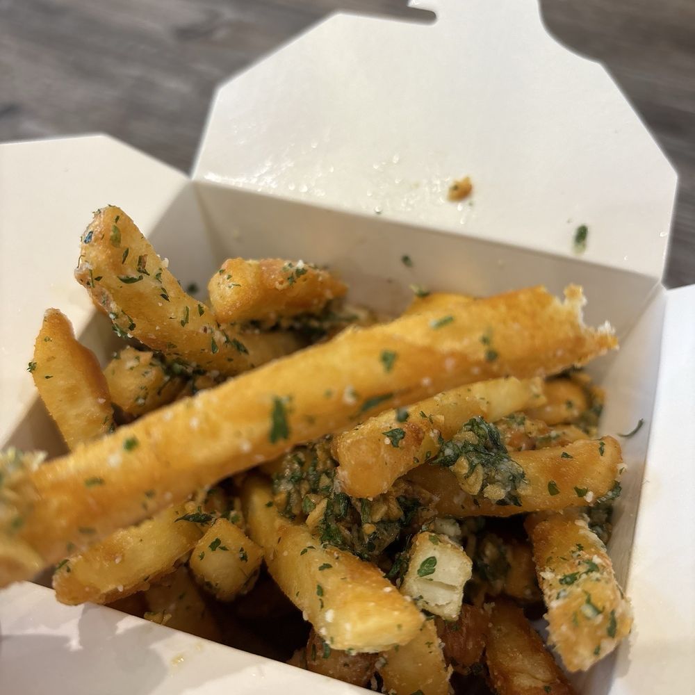 Feng Cha - Milpitas - Garlic Fries,,, da bestest I've ever had.. light, crispy crunch and soft inside. Thank you to my Nirse Dao for recommending this place - Desserts Near Me - Milpitas, California