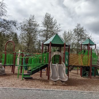 NORTH CREEK PARK - Updated January 2026 - 89 Photos & 32 Reviews - 1011 ...