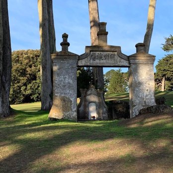 Lincoln Park Golf Course - This is what remains as the Chinese Cemetery. Located at hole 1. - Golf Near Me - San Francisco, California Lincoln Park Golf Course - This is what remains as the Chinese Cemetery. Located at hole 1. - Golf Near Me - San Francisco, California