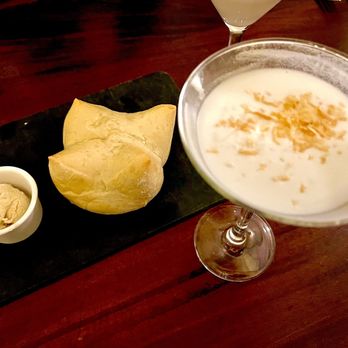 Tommy Bahama - Coconut Cloud Martini - Seafood Near Me - Sandestin, Florida Tommy Bahama - Coconut Cloud Martini - Seafood Near Me - Sandestin, Florida