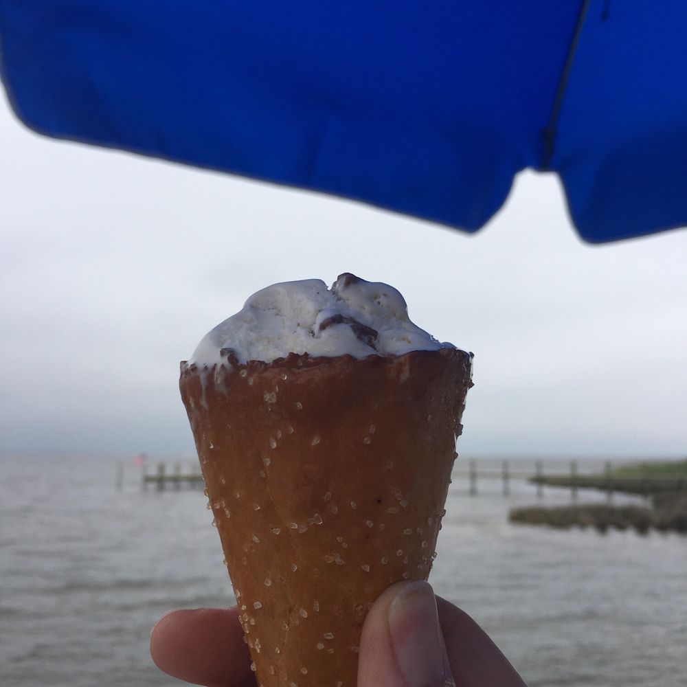 Pretzel cone with (caramel ribboned) cookie dough ice cream is one of the best combinations I've ever put my mouth! Pretzel cone with (caramel ribboned) cookie dough ice cream is one of the best combinations I've ever put my mouth!