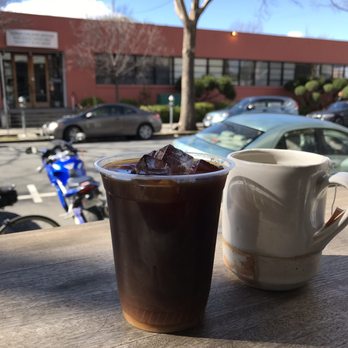 Artís Coffee - Coffee & Tea Near Me - Berkeley, California