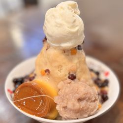 Meet Fresh - Taro volcano shaved ice