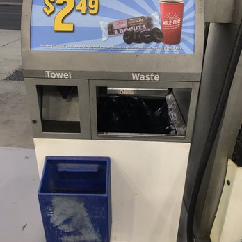 Chevron - No squeegees or paper towels on any of their pumps -.- - Gas Stations Near Me - Maywood, California