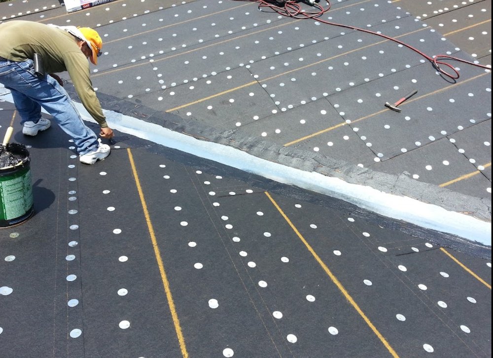 Slide of Mompie Construction Corp